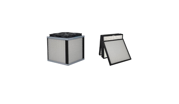 Box-shaped purifier and filter panels; AirFanta reference, exact 3Pro model unconfirmed.